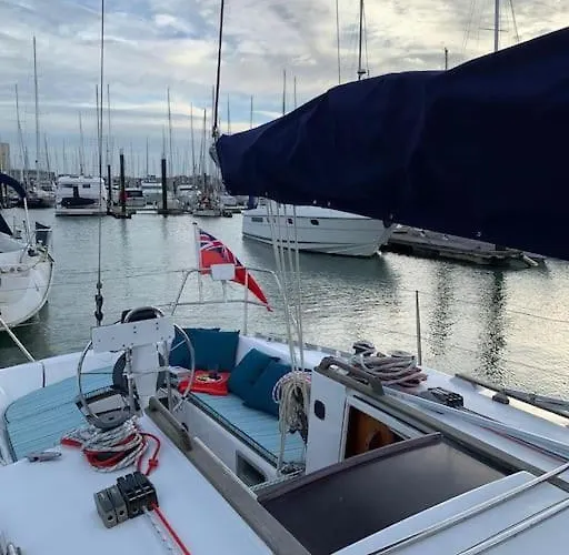 Tiny B Is Waiting For You!