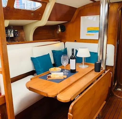 Tiny B Is Waiting For You! Portimão