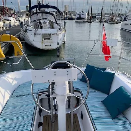 Tiny B Is Waiting For You! * Portimão