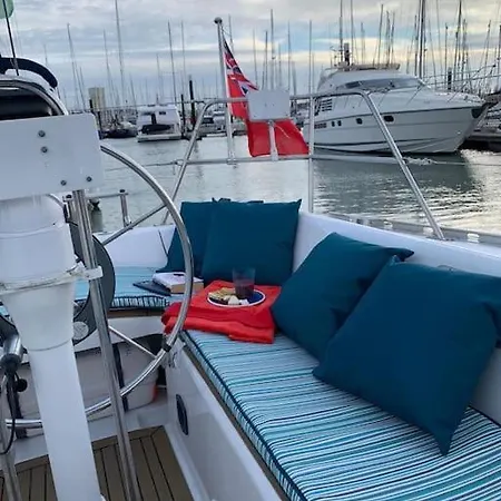 Tiny B Is Waiting For You!